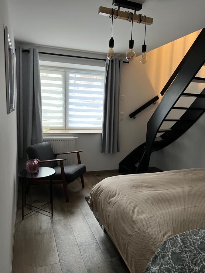 Les Duplex De La Place Des Ecoles Spa Exterior photo